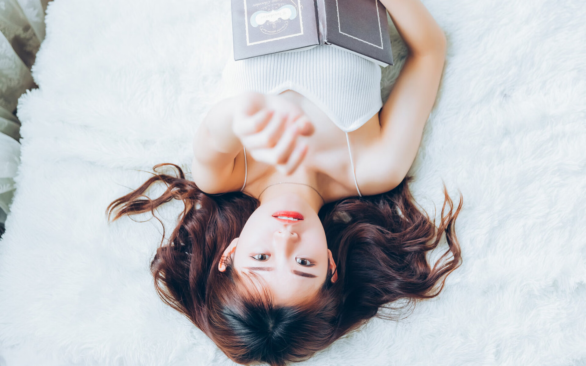 爱游戏娱乐-悬念不断！欧国联赛场上精彩连连，欧国联赛比赛结果