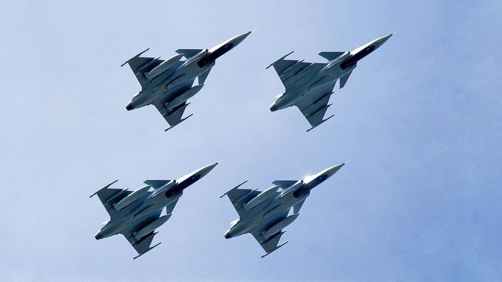 爱游戏在线登录入口-是否应加强对非英语国家球迷内容建设