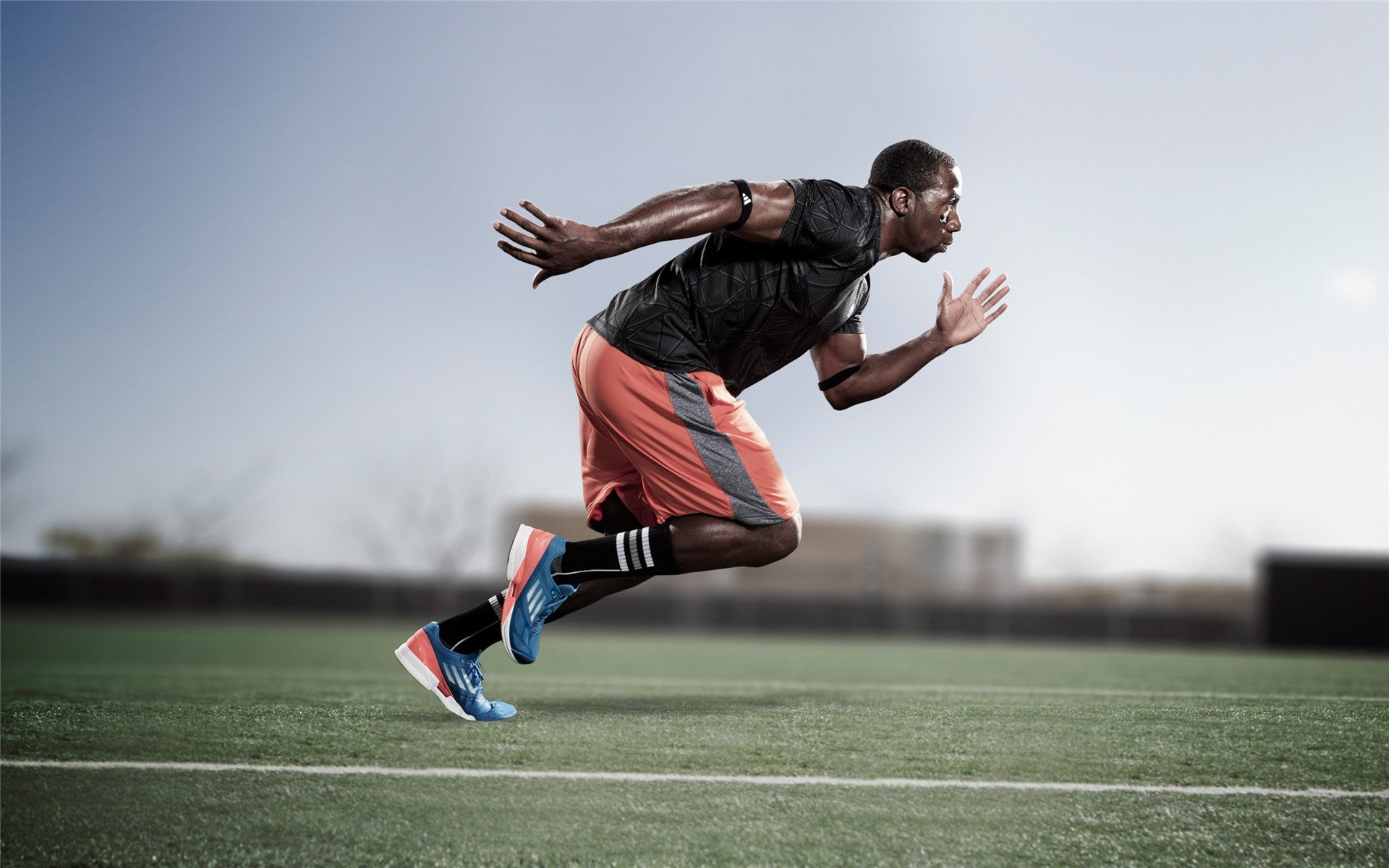 AYX体育-法国媒体：主场失利不能用“年轻”解释