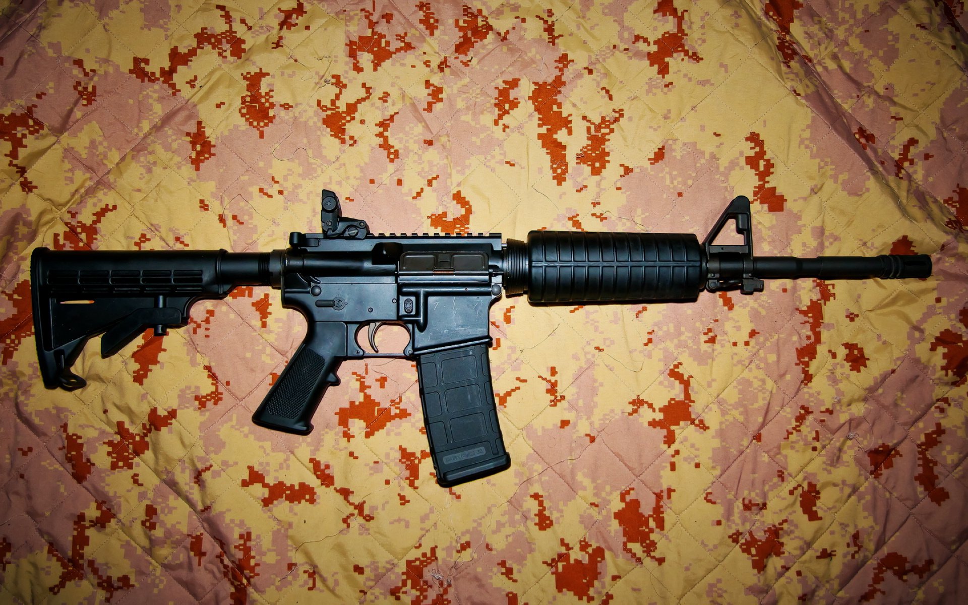 激烈电竞新人对阵世界冠军，电竞新秀