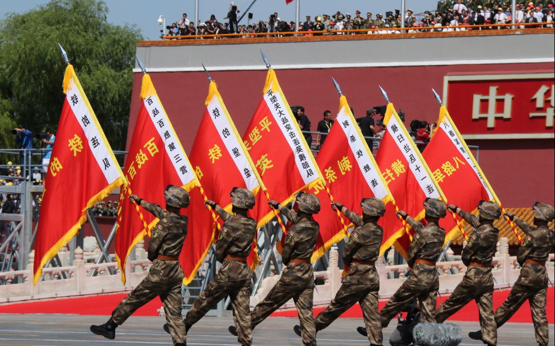 国际足球界注重环保，场馆建设引入绿色环保材料，足球场污染环境吗