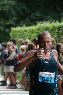 AYX GAME-西班牙青年队在欧洲青年赛事中表现亮眼